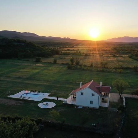 Holiday House Aurora Borealis Ervenik المظهر الخارجي الصورة
